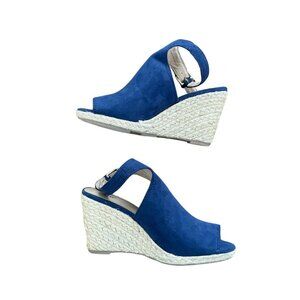 NEW APT 9 Faux Suede Blue Peep Toe Ankle Strap Wedge Sandal Women's Size 8.5